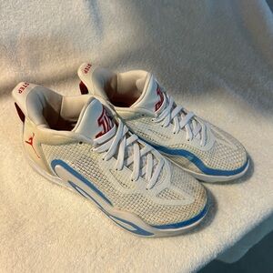 Kids Nike Air Jordan 6 Tatum 1 GS White Blue Red Sz 5.5 Y